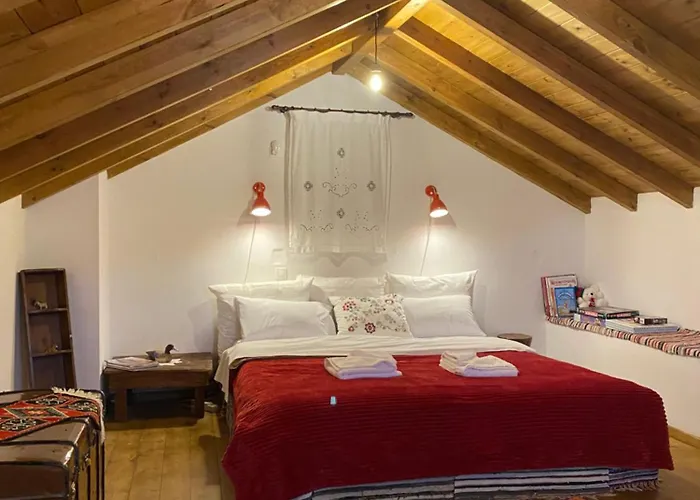 Ypsus House 度假居 *